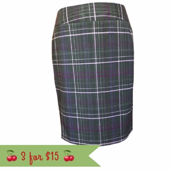 Cato Dresses & Skirts - 🍒Cato Grey Plaid Pencil Skirt